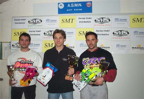 L'heureux vainqueur du jour Arnaud Constanty, entouré d'Eric Saurou et Simon Rubet.